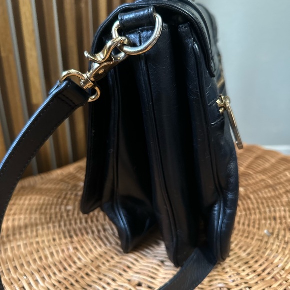 Badgley Mischka Black Leather Satchel Two—Toned Hardware Turnlock Crossbody - Picture 7 of 12
